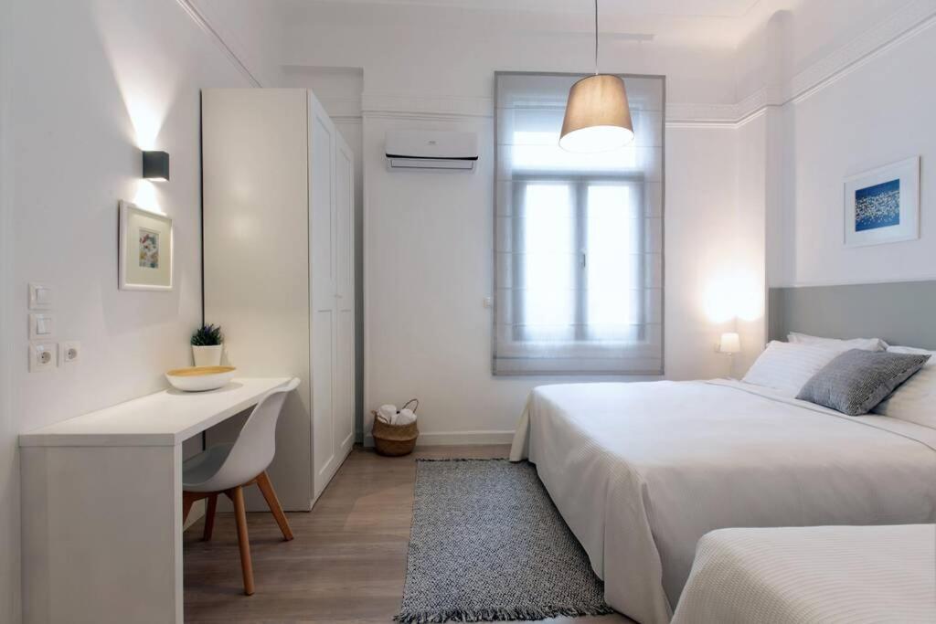 Athens Center Modern Apt In Art Nouveau Building Екстериор снимка