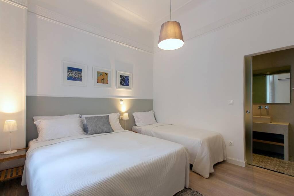 Athens Center Modern Apt In Art Nouveau Building Екстериор снимка