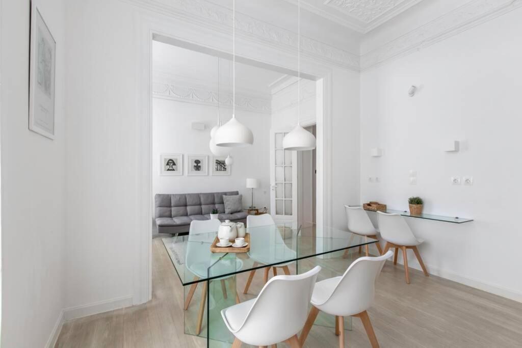 Athens Center Modern Apt In Art Nouveau Building Екстериор снимка