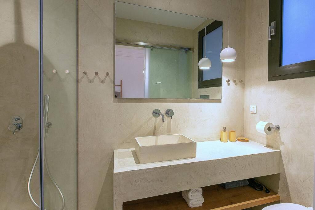 Athens Center Modern Apt In Art Nouveau Building Екстериор снимка